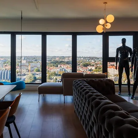Ferienwohnung Panorama Capital Skyline - 17 Pietro Rzeszów Exterior foto